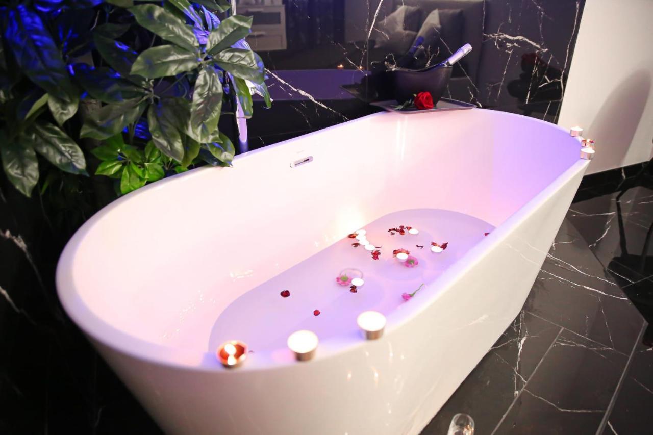 Apartament The Marble House Bari Zewnętrze zdjęcie