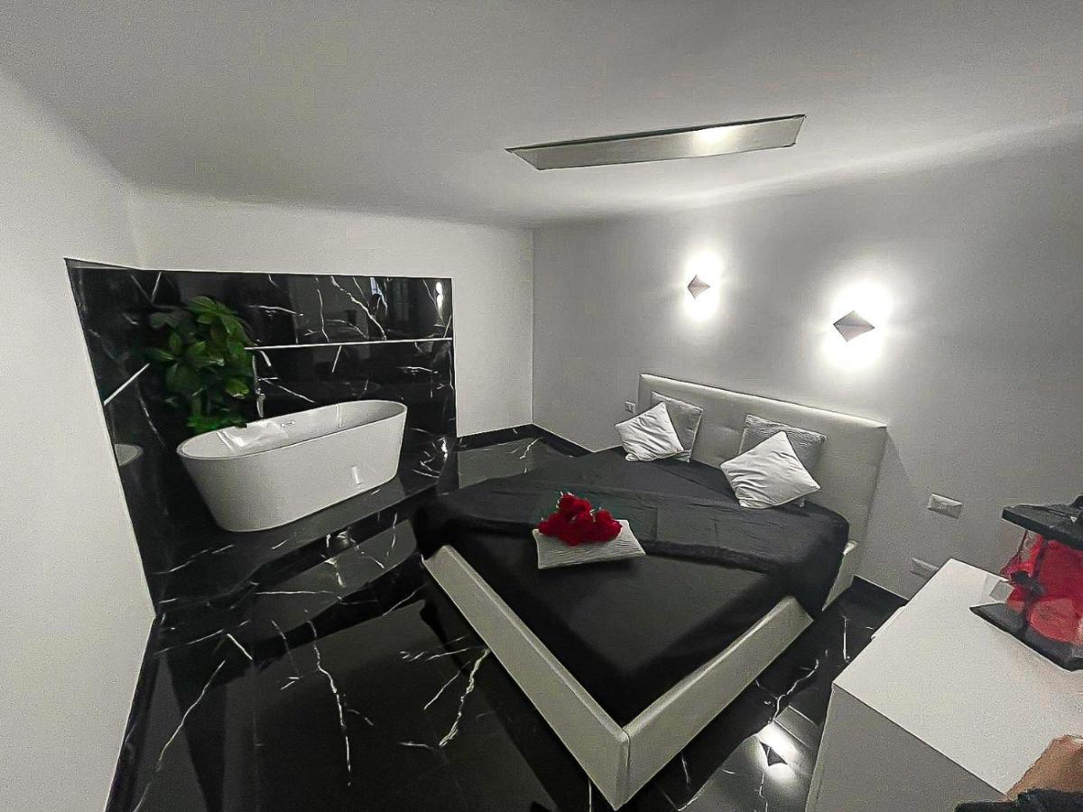 Apartament The Marble House Bari Zewnętrze zdjęcie
